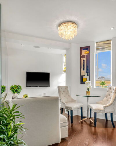 Chelsea Apartment