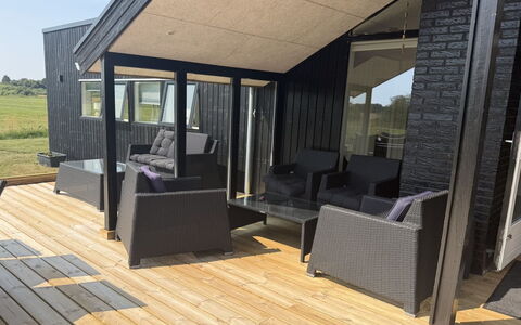 Tameran - from the Sea: Legna, Deck, Latifoglie, Pavimento In Legno, Portico, Color Legno, Plank, Shade, Raccordo, Struttura Esterna