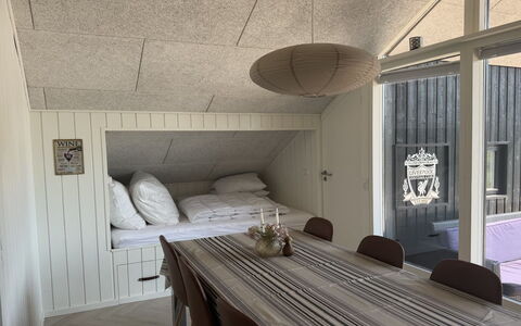 Tameran - from the Sea: Pavimentazione, Pavimento, Legna, Interior Design, Mobilia, Soffitto, Pavimento In Legno, Camera, Latifoglie, Lampada