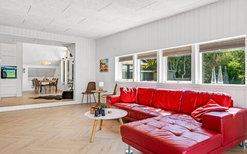 Tameran - from the Sea: Interior Design, Pavimentazione, Mobilia, Parete, Divano, Pavimento, Soffitto, Legna, Soggiorno, Lampada