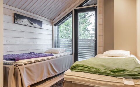Golfarinkunnas 6B: Interior Design, Legna, Camera Da Letto, Soffitto, Pavimento, Letto, Pavimentazione, Mobilia, Camera, Casa