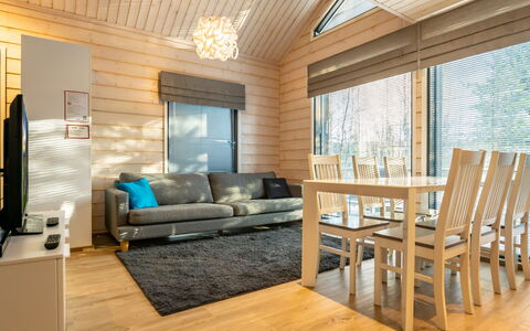 Golfarinkunnas 9A: Interior Design, Legna, Pavimentazione, Mobilia, Soffitto, Casa, Pavimento, Soggiorno, Pavimento In Legno, Divano