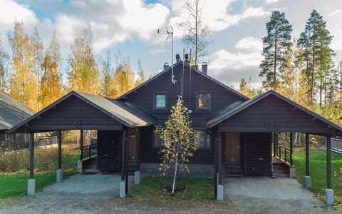 Golfarinkunnas 9B: Legna, Tetto, Casa, Casa, Villetta, Raccordo, Shade, Cortile, Edifici Giardino, Driveway