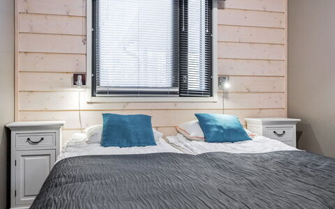 Golfarinkunnas 9C: Legna, Interior Design, Mobilia, Biancheria, Pavimento, Camera Da Letto, Casa, Letto, Soffitto, Camera