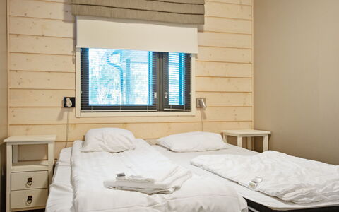 Golfarinkunnas 9E: Legna, Interior Design, Pavimento, Mobilia, Camera, Camera Da Letto, Letto, Soffitto, Lenzuolo, Per Finestre