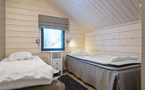 Golfarinkunnas 9E: Legna, Casa, Camera Da Letto, Latifoglie, Plank, Letto, Bedding, Color Legno, Congelamento, Inverno