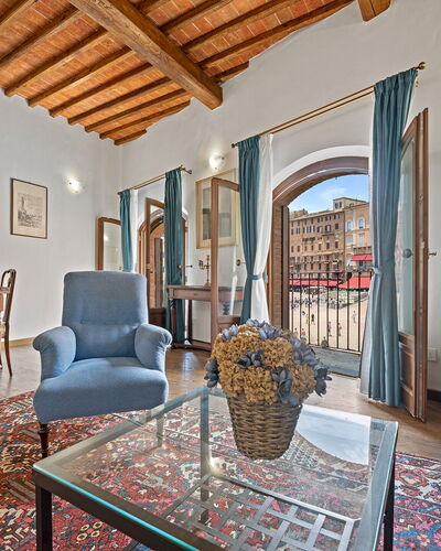 La Piazza Grand Vista Suite