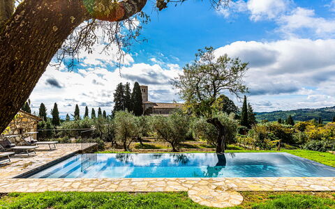Casa All'Erta: Blu, Piscina, Giardino, Estate, Landscaping, Giochi D'Acqua, Villa, Hacienda, Dimora