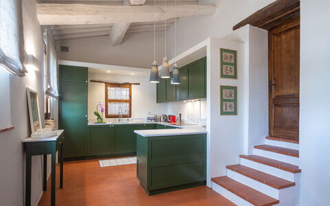 Casa All'Erta: Mobilia, Interior Design, Pavimentazione, Parete, Legna, Cabinetry, Soffitto, Cucina, Pavimento, Controsoffitto