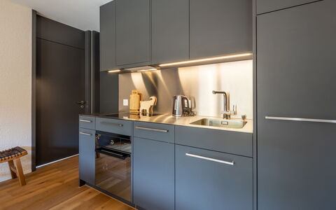 Vallada 14-01: Cucina, Controsoffitto, Interior Design, Elettrodomestico Da Cucina, Pavimentazione, Cabinetry, Apparecchio Major, Pavimento, Lavello, Mobilia