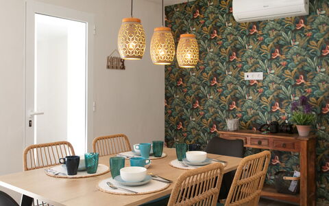 Alta: Interior Design, Vaso Di Fiori, Pianta Della Casa, Lampada, Materiali Naturali, Lampada, Sfondo, Soggiorno, Paralume