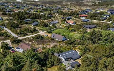 Wingot - from the Sea: Visione Globale, Zona Residenziale, Fotografia Aerea, Paesaggio, Lotto, Sobborgo, Estate, Villaggio, Landscaping, Chaparral