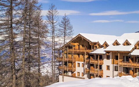 Les Orres 652: Balcone, Color Legno, Pianta Della Casa, Mobili Da Esterno, Vaso Di Fiori
