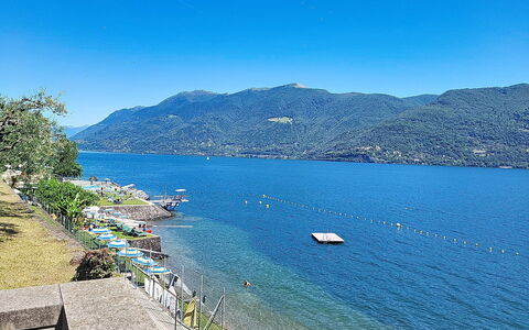 Casa Yakamos: Blu, Acqua, Geografia Montane, Corpo D'Acqua, Montagna, Costiera E Morfologie Oceanic, Collina, Estate, Costa, Highland