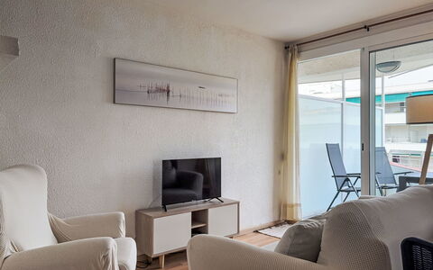Xaloc: Mobilia, Interior Design, Pavimentazione, Parete, Pavimento, Soffitto, Camera, Illuminazione, Appartamento, Soggiorno