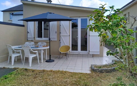 Riviera: Mobilia, Mobili Da Esterno, Porta, Sedia, Casa, Shade, Cortile, Giardino, Ombrello, Terrazza