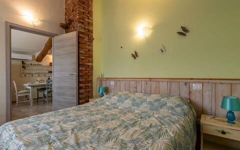 Noah: Mobilia, Interior Design, Parete, Legna, Pavimentazione, Pavimento, Soffitto, Camera Da Letto, Letto, Camera