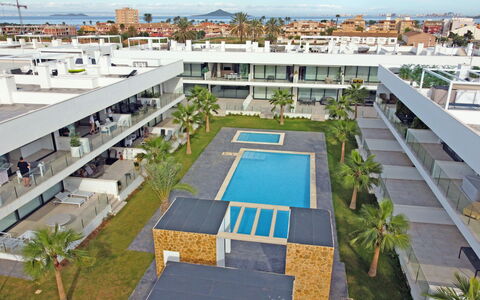Kristal: Appartamento, Condominio, Balcone