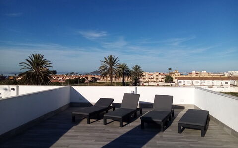 Kristal: Appartamento, Condominio, Balcone
