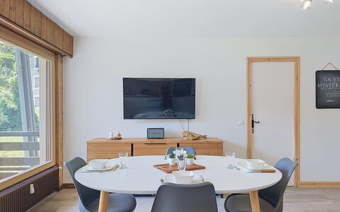 Le Nerey 2: Appartamento, Condominio, Balcone