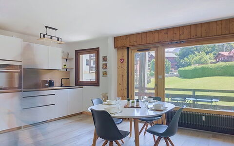 Le Nerey 2: Appartamento, Condominio, Balcone