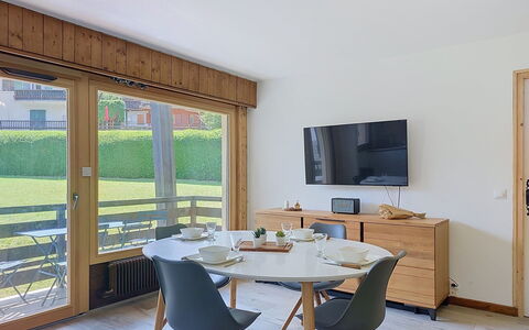 Le Nerey 2: Appartamento, Condominio, Balcone