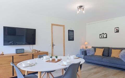 Le Nerey 2: Appartamento, Condominio, Balcone