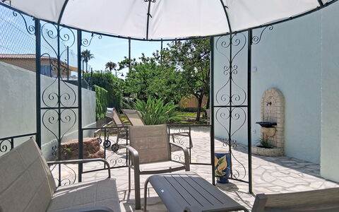 Villa L'Orangeraie: Appartamento, Condominio, Balcone