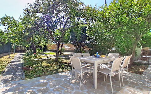 Villa L'Orangeraie: Appartamento, Condominio, Balcone
