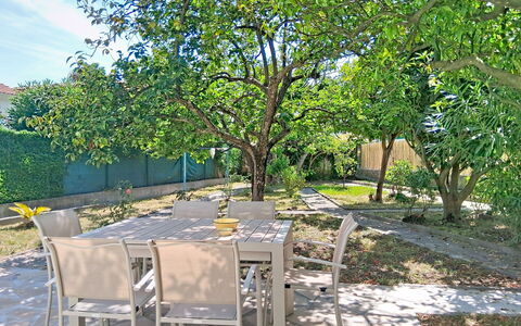 Villa L'Orangeraie: Appartamento, Condominio, Balcone