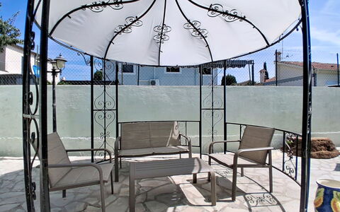 Villa L'Orangeraie: Appartamento, Condominio, Balcone