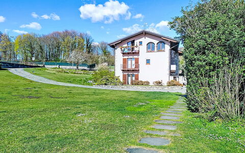 Annika: Appartamento, Condominio, Balcone