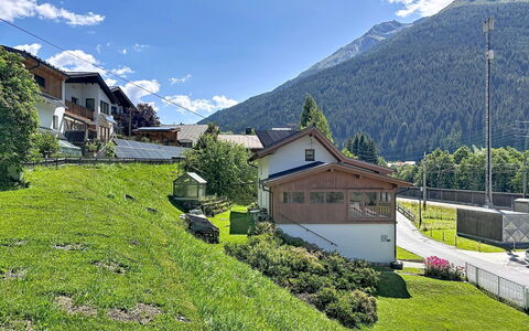 Resimini: Geografia Montane, Montagna, Collina, Catena Montuosa, Highland, Hill Station, Casa, Paesaggio, Valle, Area Rurale