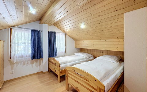 Haus Wasserfall: Legna, Casa, Camera Da Letto, Villetta, Letto, Soffitto, Telaio Del Letto, Bedding, Latifoglie, Color Legno