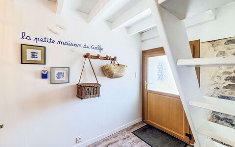 La Petite Maison du Golfe: Blu, Piscina, Materiale Composito, Shade, Ricorrere, Estate, Hacienda, Villa, Centro Ricreativo