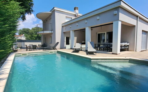 A.e.m: Blu, Piscina, Materiale Composito, Shade, Ricorrere, Estate, Hacienda, Villa, Centro Ricreativo