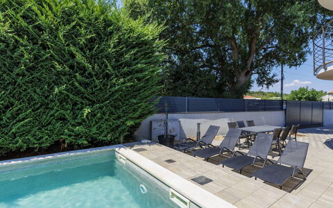 A.e.m: Piscina, Mobili Da Esterno, Materiale Composito, Shade, Ricorrere, Giochi D'Acqua, Landscaping, Eco Hotel, Design, Sedia