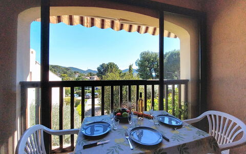La Bressado: Balcone, Portico, Cucina & Sala Da Pranzo Tavolo, Villa, Hacienda, Eco Hotel, Colonna