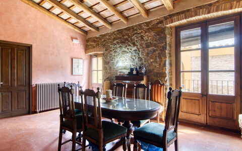 Mas Nualart: Mobilia, Parete, Interior Design, Pavimentazione, Legna, Tavolo, Sedia, Sala Da Pranzo, Cucina & Sala Da Pranzo Tavolo, Pavimento