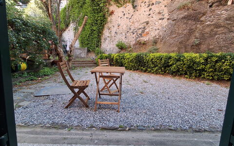 La Riva - Levanto: Mobilia, Mobili Da Esterno, Sedia, Vaso Di Fiori, Tavolo Esterno, Giardino, Flagstone, Color Legno, Pianta Della Casa