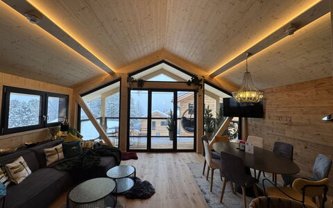 02 Nth056 18G Sup Chalet mit Sauna und Hot Tub 2 e: Casa, Arbusto, Casa, Zona Residenziale, Estate, Villetta, Hacienda, Cortile, Shade, Prato