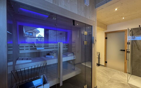 02 Nth053 18D Sup Chalet mit Sauna und Hot Tub 2 e: Casa, Arbusto, Casa, Zona Residenziale, Estate, Villetta, Hacienda, Cortile, Shade, Prato