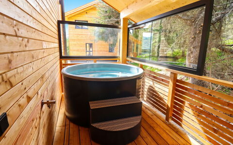 02 Nth053 18D Sup Chalet mit Sauna und Hot Tub 2 e: Costruzione, Casa, Finestra, Casa, Tetto, Zona Residenziale, Arbusto, Villetta, Lotto