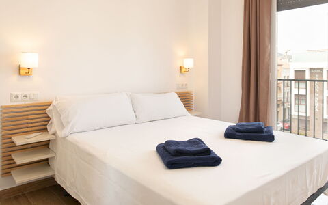 Elvix Nerja Center B: Casa, Arbusto, Casa, Zona Residenziale, Estate, Villetta, Hacienda, Cortile, Shade, Prato