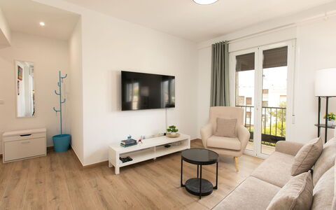 Elvix Nerja Center B: Casa, Arbusto, Casa, Zona Residenziale, Estate, Villetta, Hacienda, Cortile, Shade, Prato