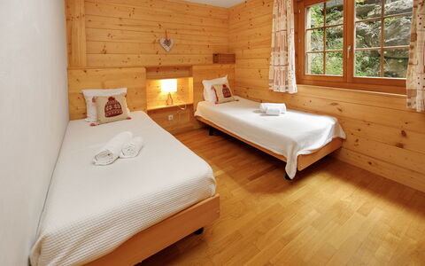 Prima 1084: Legna, Interior Design, Color Legno, Camera, Soffitto, Latifoglie, Log Cabin, Vernice, Hotel, Design