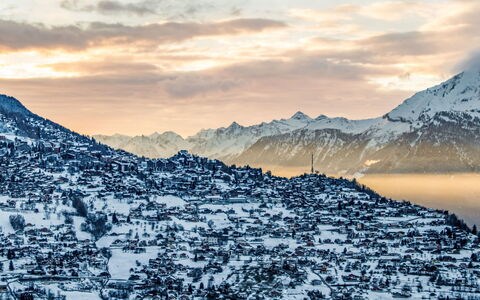 Prima 1084: Montagna, Geografia Montane, Neve, Inverno, Catena Montuosa, Collina, Geomorfologia Glaciale, Highland, Paesaggio, Hill Station