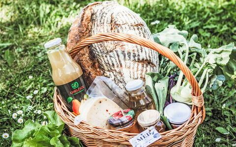 U Šenkýře Mikeše: Cestino, Picnic, Cestino Da Picnic, Di Vimini, Cibo, Frutta, Produrre, Natural Foods, Hamper