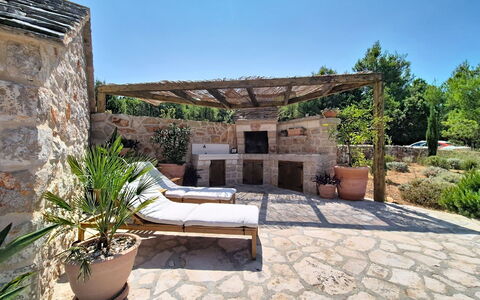 Bilušić: Piscina, Balcone, Appartamento, Ricorrere, Estate, Villa, Hotel, Hacienda, Resort Citta ', Cortile