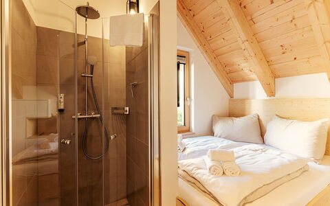 Niederwölz 609: Legna, Interior Design, Pavimentazione, Camera Da Letto, Pavimento, Casa, Letto, Bedding, Color Legno, Appartamento